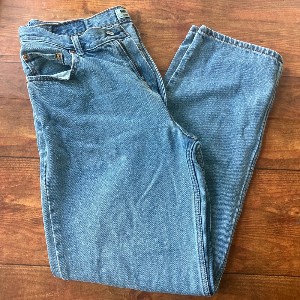 Levi’s 550 Relaxed Fit Light/Medium Wash Jeans